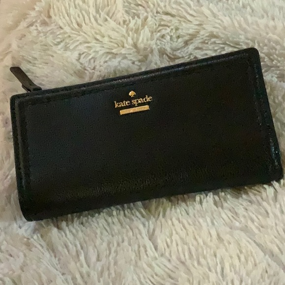 kate spade Handbags - Sale!♠️Kate Spade Patterson Dr. Braylon Wallet ♠️